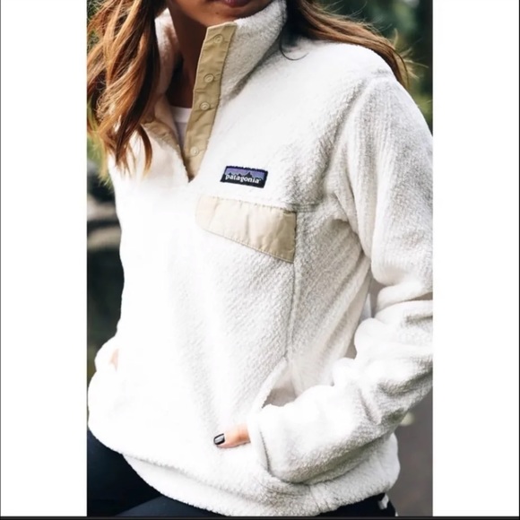 Patagonia Tops - Patagonia half zip fleece